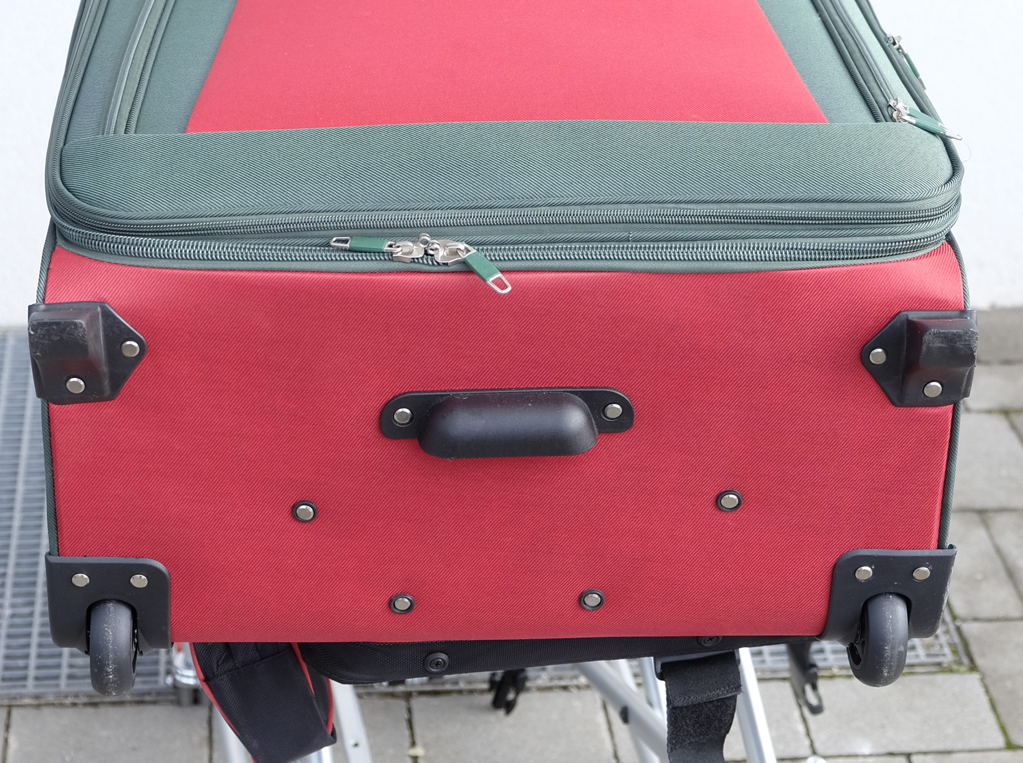 TRAVELSCOOT® Airline Kofferset (bestehend aus 4 Koffern) - VERLEIH
