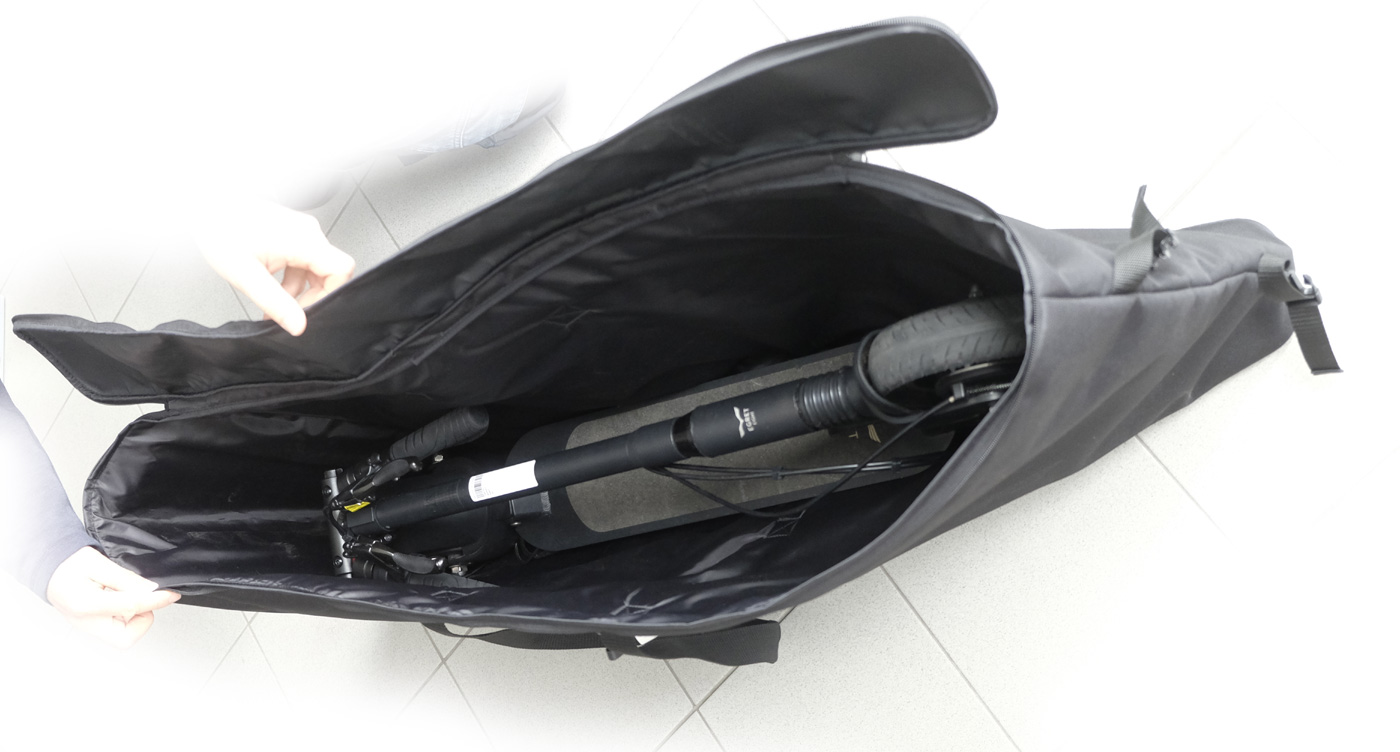 Tragetasche für E-Scooter mit abklappbaren Lenkerenden