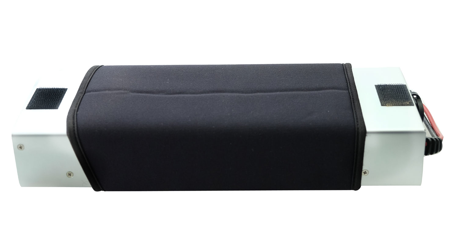 Akku Cover - Neoprenüberzug für bessere Wärmeisolation bei Kälte - f. 420 Wh battery