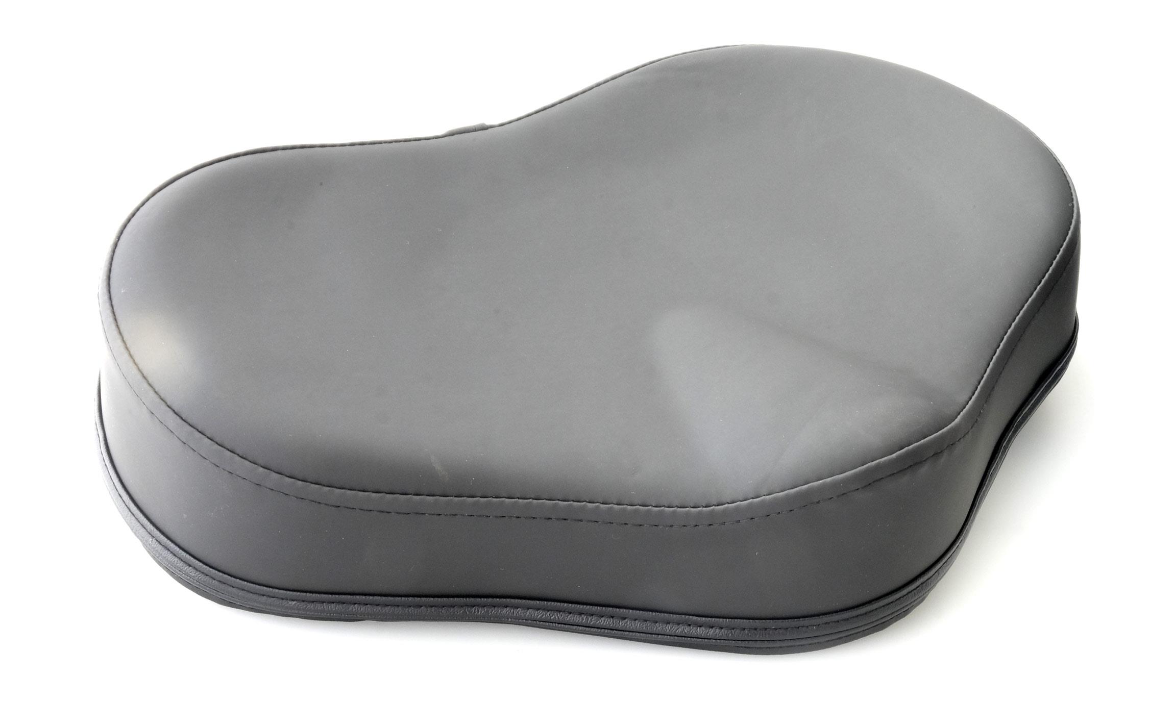 seat (ground) area without backrest and without aluminium plate